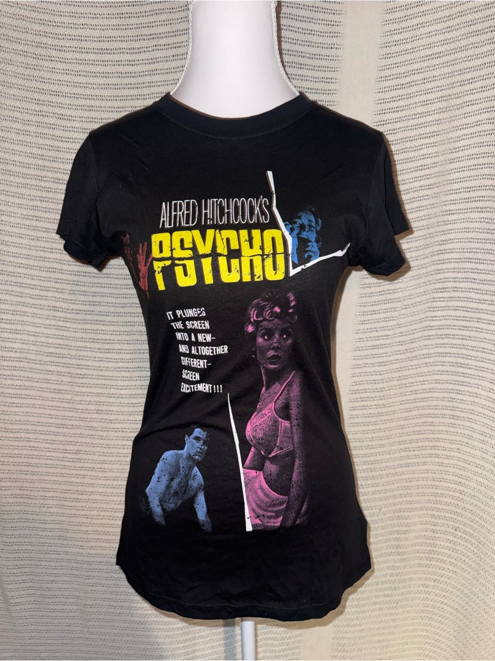 Alfred Hitchcock's Psycho Black Graphic Tee - Women's Top